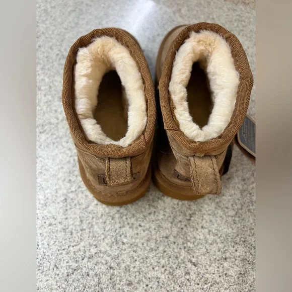 LAMO Cozy Brown Kids Shoes - Picture 4 of 7